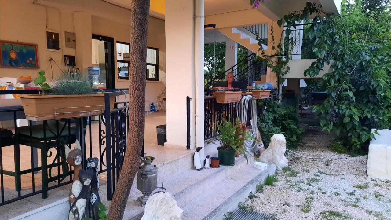 Teo Hotel&Pansion Чирали Экстерьер фото